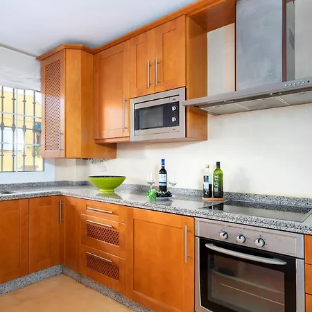 Apartamento Golfer's Quiet Flat In By Costarentals - Ref 104